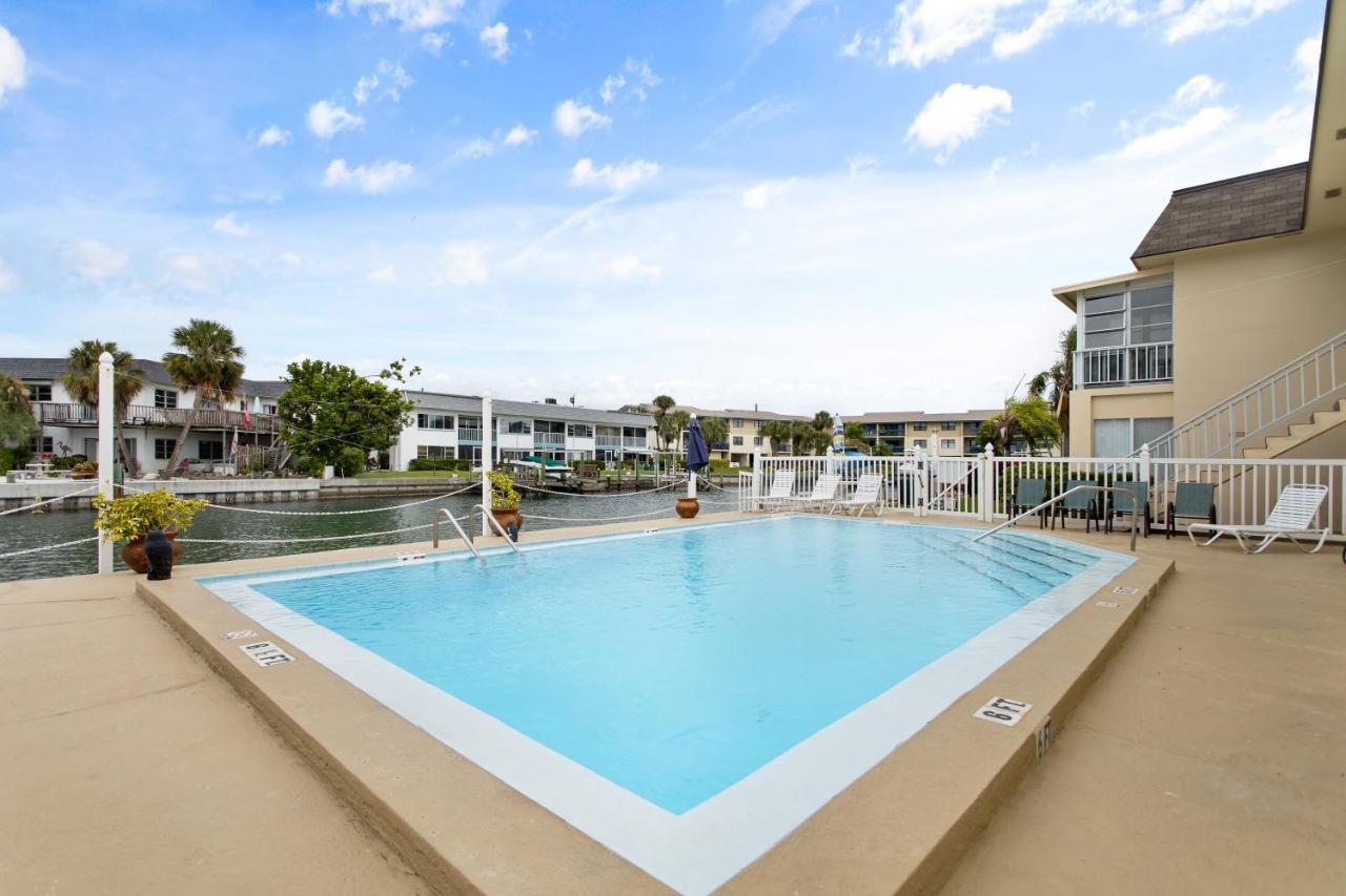 Apartament Funshine Pointe Capri St. Pete Beach Zewnętrze zdjęcie